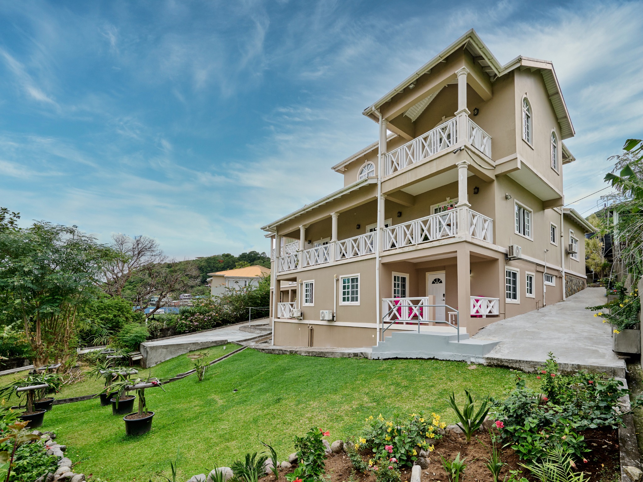 Pitaya Suites property and tropical garden in New Montrose, St. Vincent